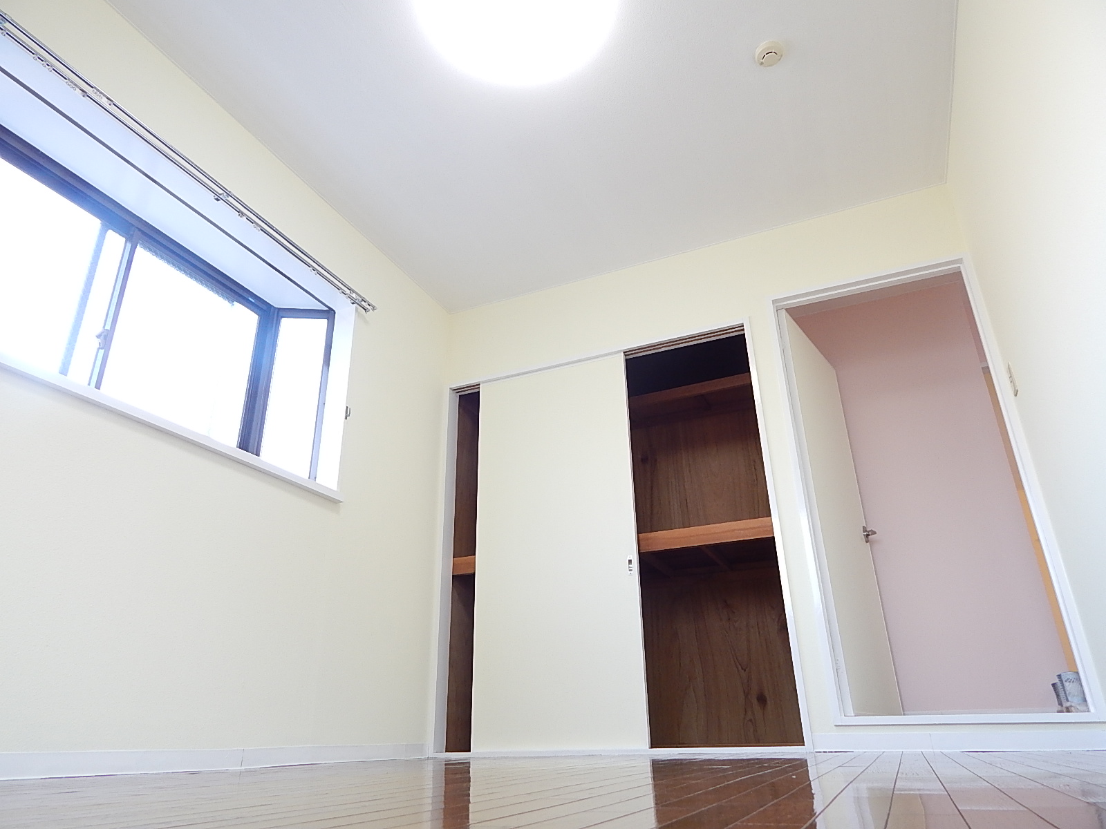 Other room space. Comfortable flooring use