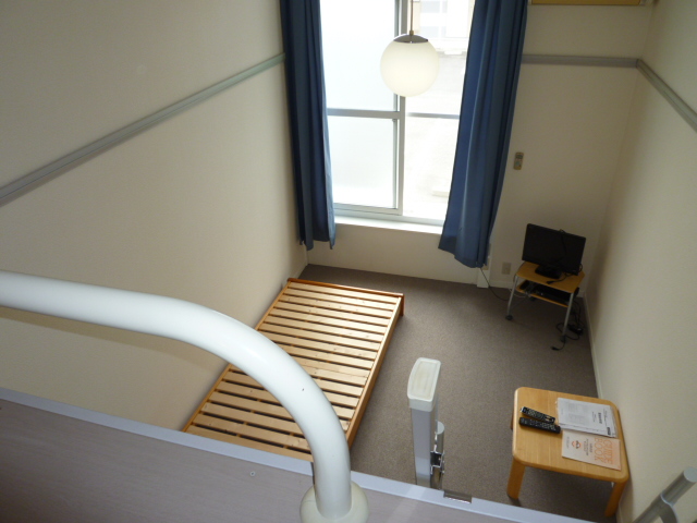 Living and room. refrigerator microwave Washing machine tv set Air-conditioned