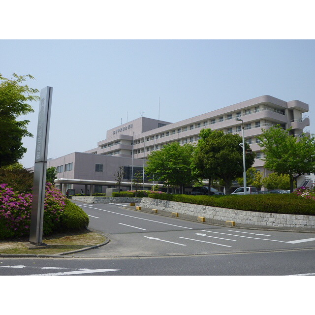 Hospital. 2400m to Suzuka Central General Hospital (Hospital)