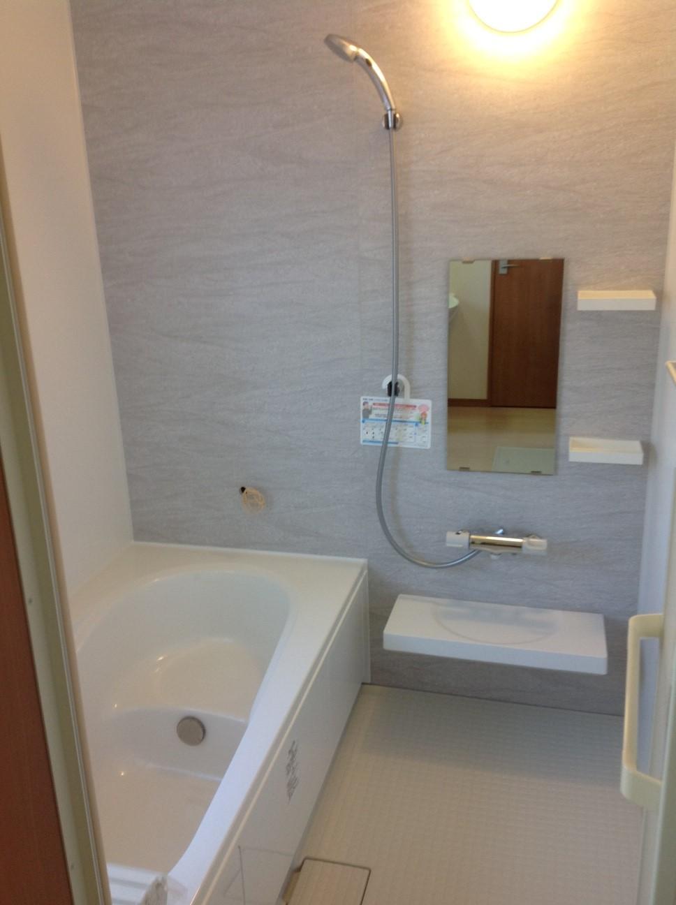 Bathroom. Bathroom (11 May 2013) Shooting