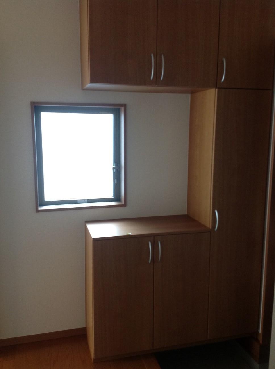 Entrance. Entrance storage (November 2013) Shooting