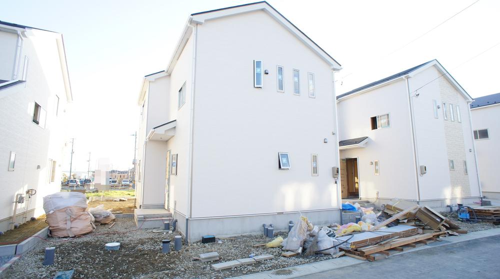 Local appearance photo