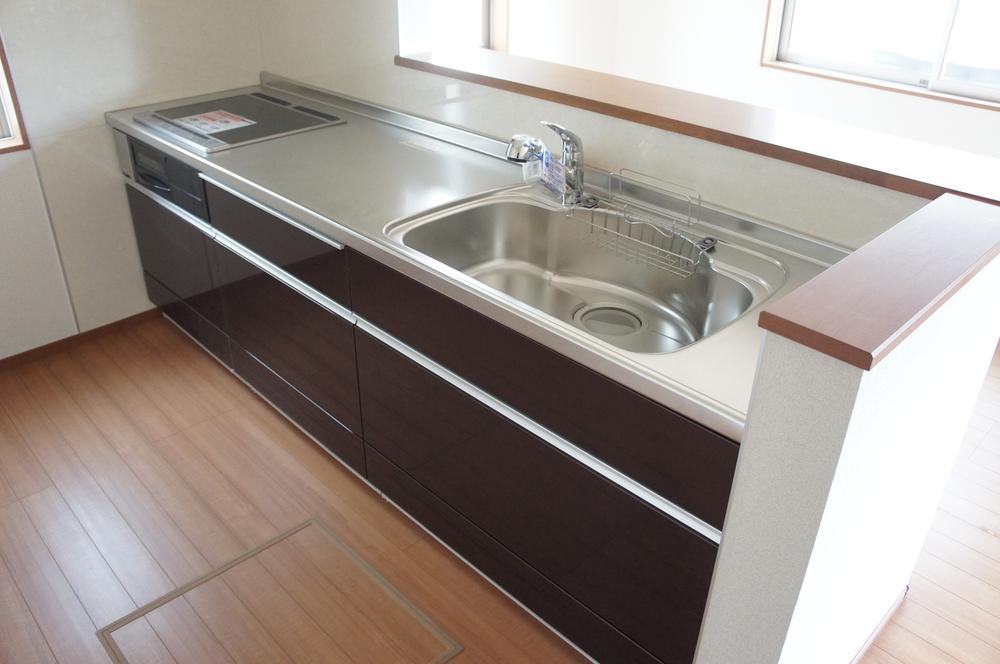 Same specifications photo (kitchen)