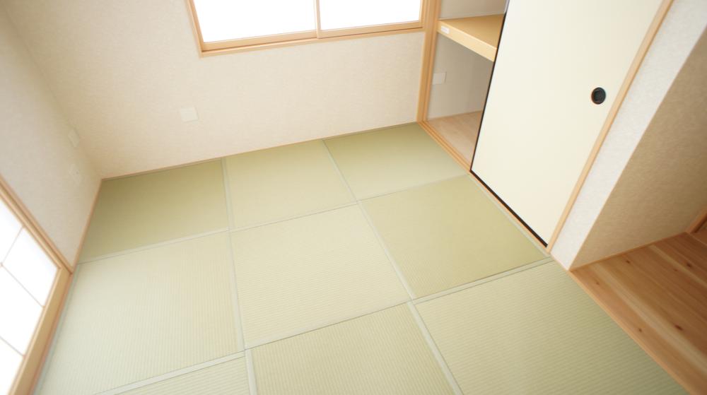 Non-living room. Japanese style room