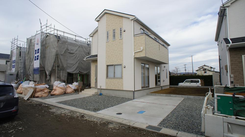 Local photos, including front road