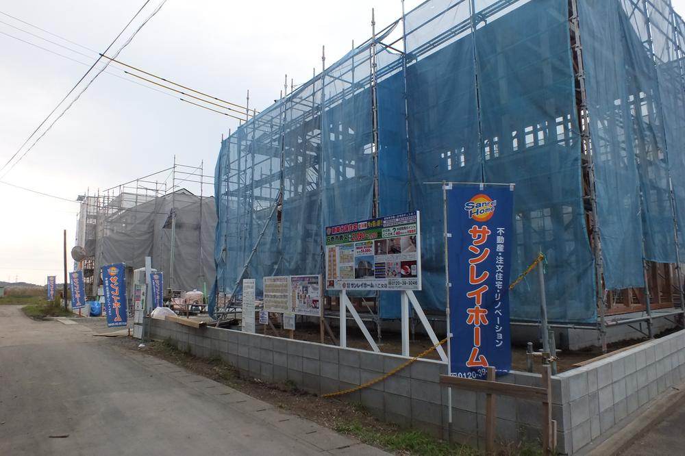 Local appearance photo. Local (11 May 2013) Shooting