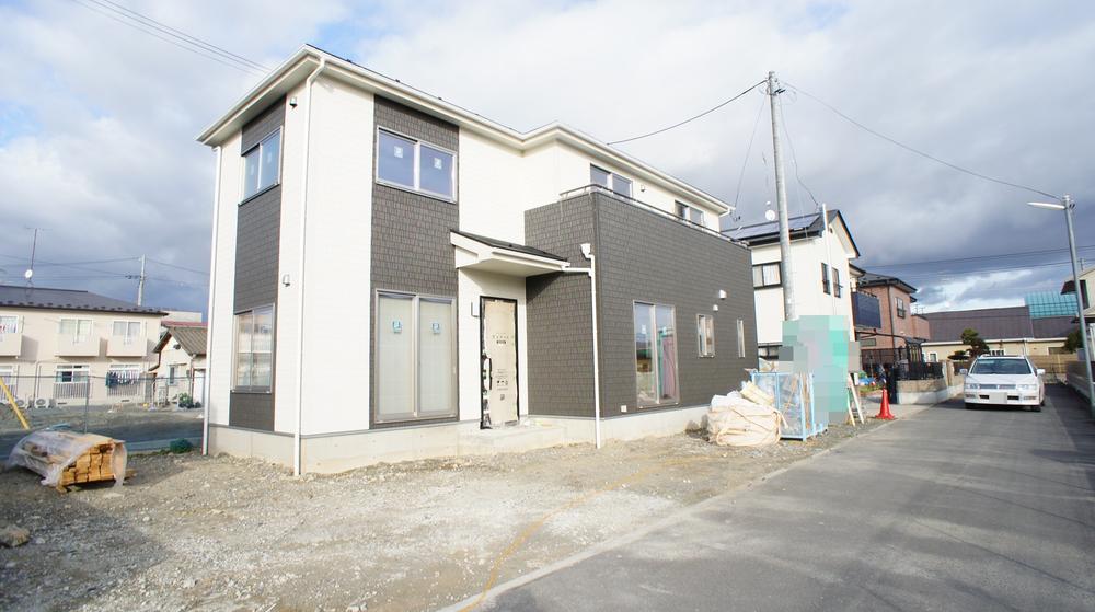 Local photos, including front road