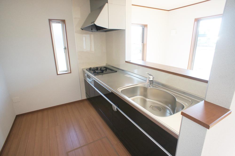 Same specifications photo (kitchen)