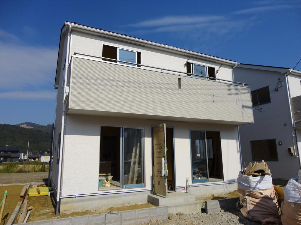 Local appearance photo. local