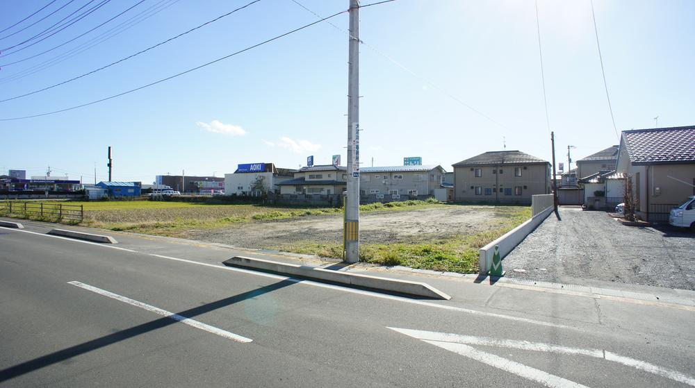 Local photos, including front road