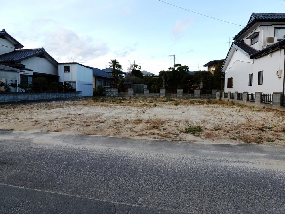 Local appearance photo. 2013 December shooting