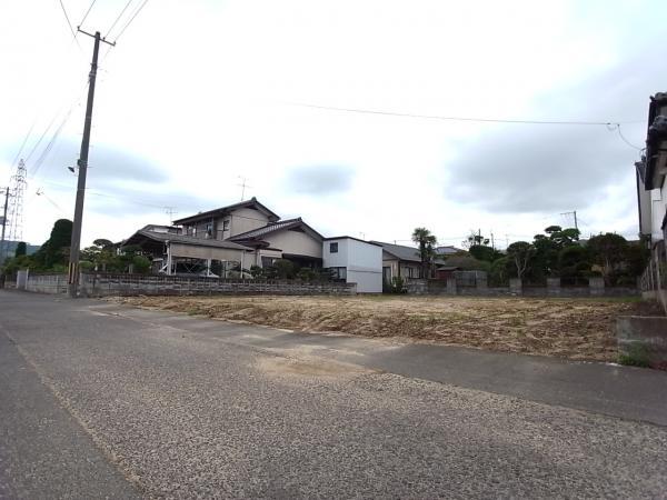 Local photos, including front road