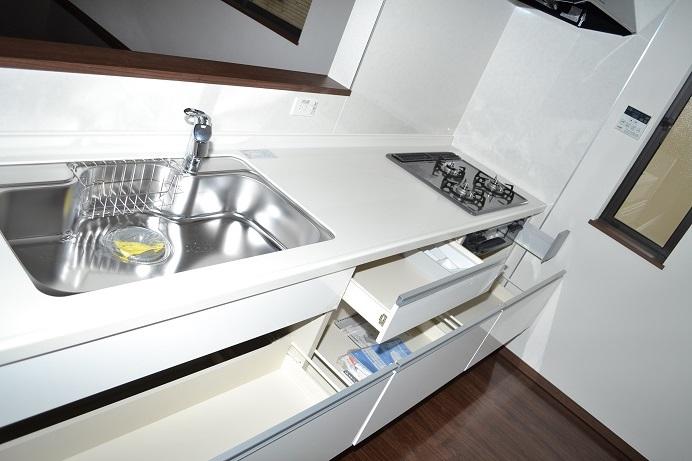 Same specifications photo (kitchen). Same specifications