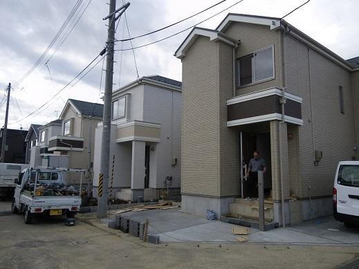 Local photos, including front road. Local (10 May 2013) Shooting