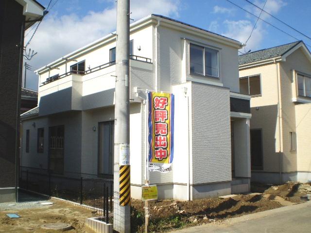 Local appearance photo. Local (10 May 2013) shooting ● D Building