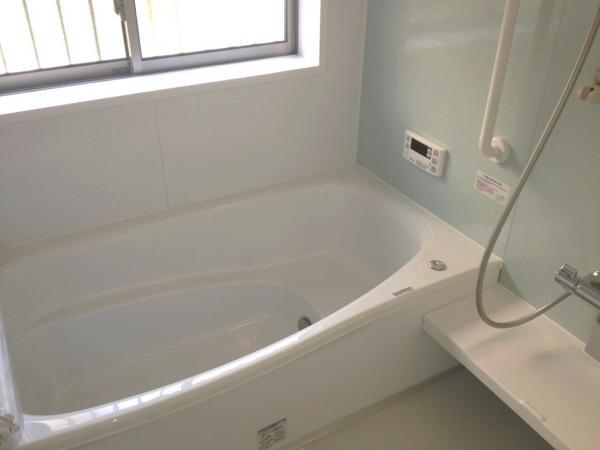 Same specifications photo (bathroom)