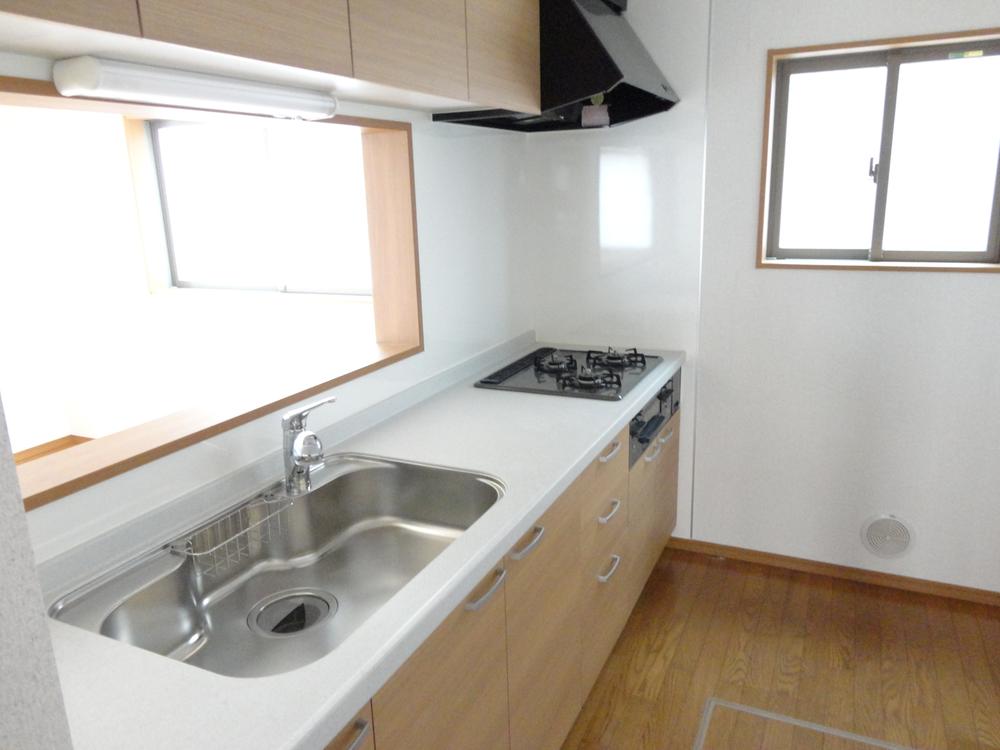 Same specifications photo (kitchen). Same specifications