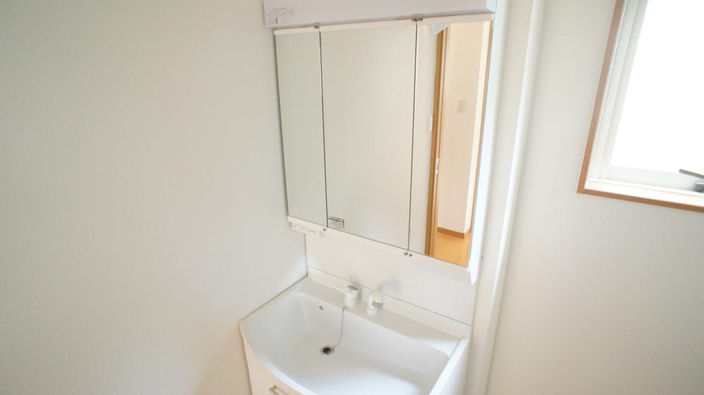 Same specifications photo (kitchen). Same specification example