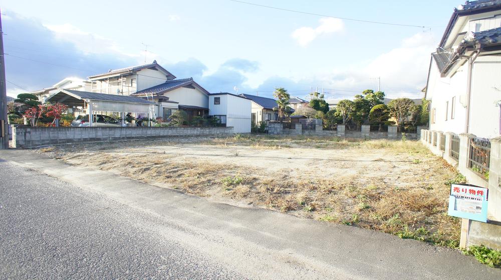 Local photos, including front road