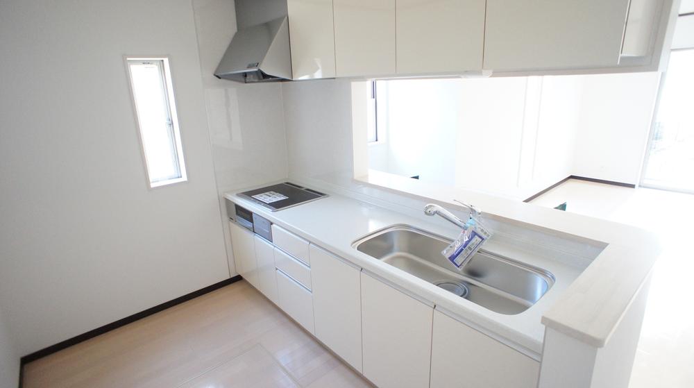 Same specifications photo (kitchen)