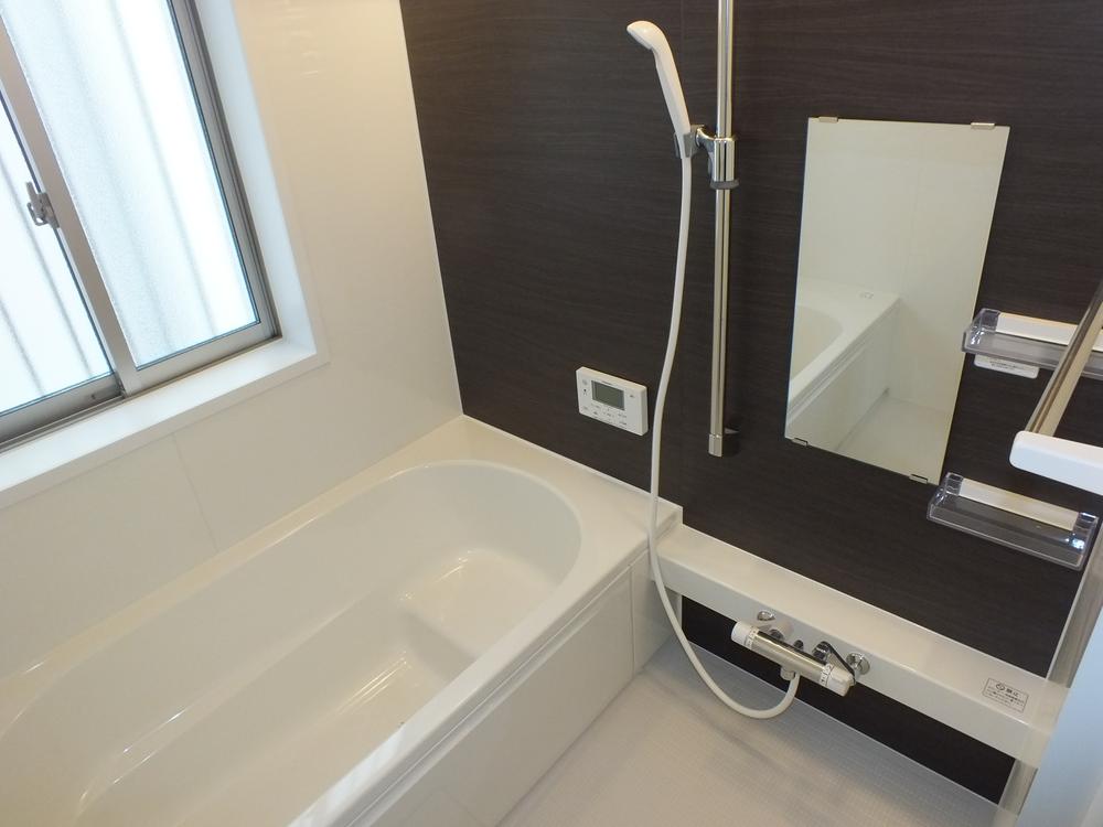 Bathroom. ● same specifications ●