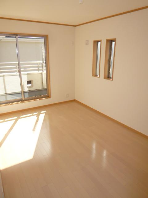 Other introspection. ● same specifications ●