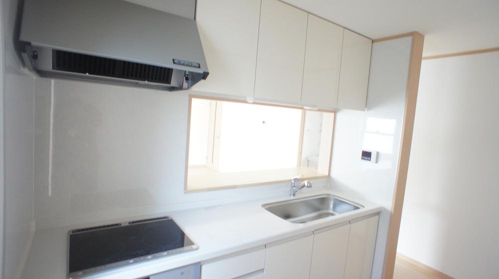 Same specifications photo (kitchen)