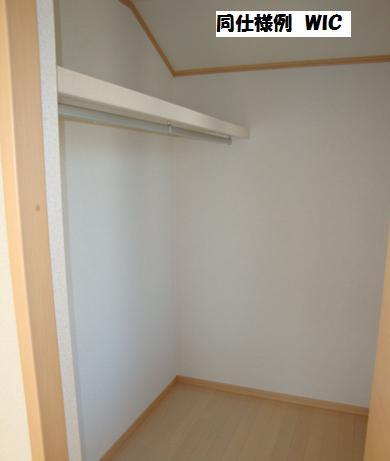 Same specifications photos (Other introspection)