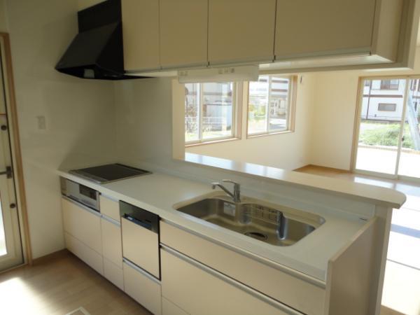 Same specifications photo (kitchen)