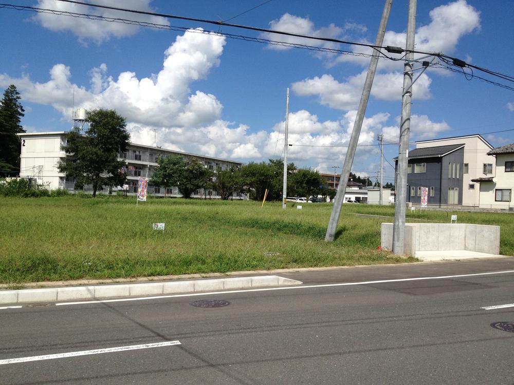 Local photos, including front road