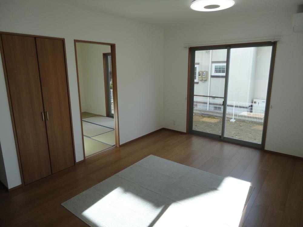 Living. Indoor (11 May 2013) Shooting