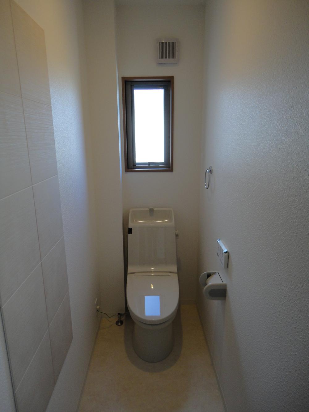 Toilet. 1F (11 May 2013) Shooting