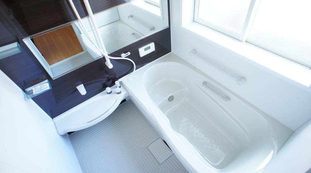 Same specifications photo (bathroom)