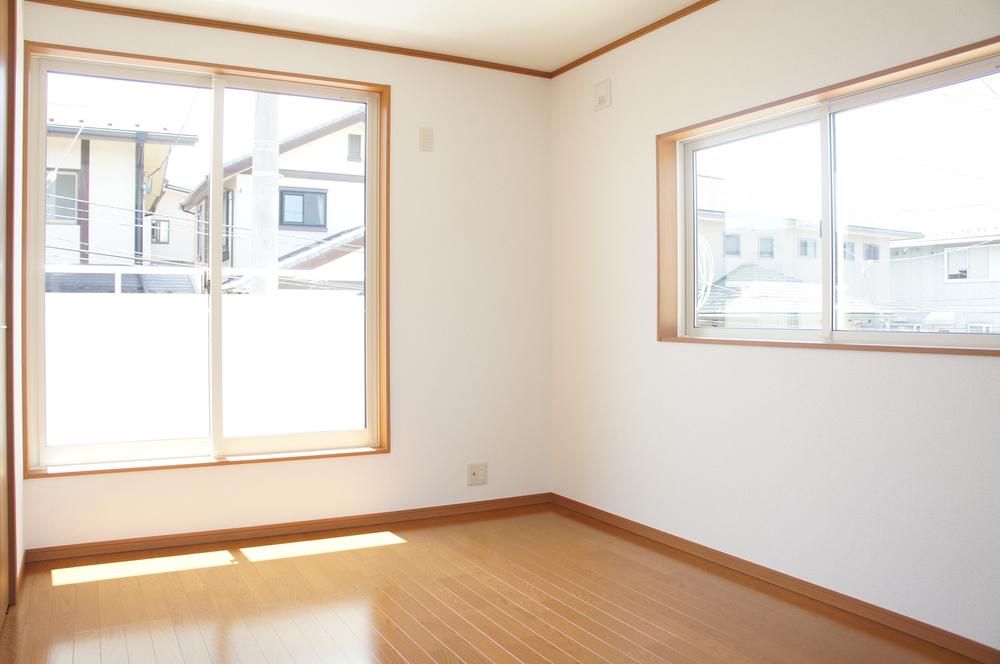 Non-living room. Same specification example
