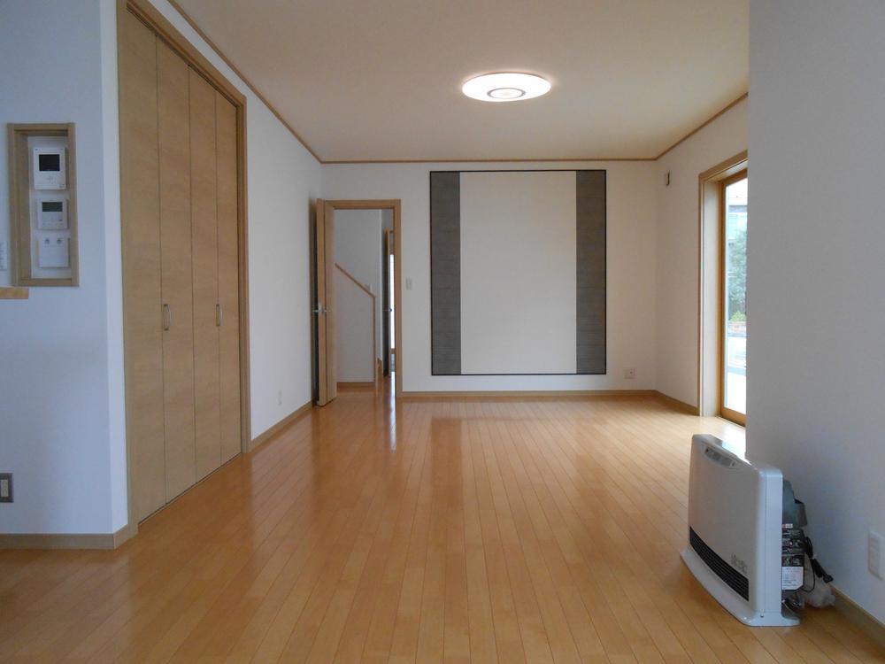 Other Equipment. Eco-carat standard solar power ・ Double power generation residential ECOWILL water heater installed