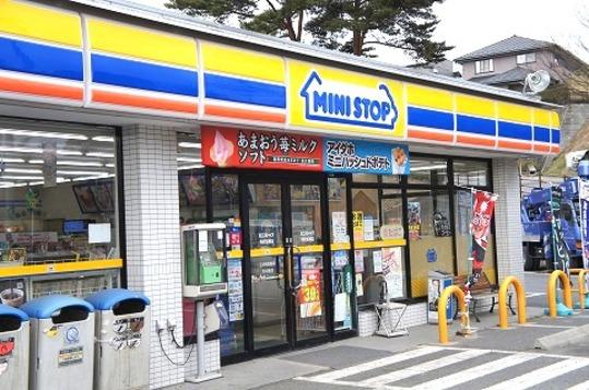 Other. MINISTOP Rifu Kase shop 5 minutes walk (about 350m)