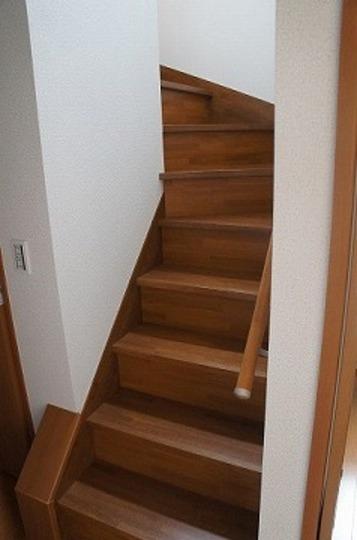 Same specifications photos (Other introspection). Staircase construction cases (same specifications of the construction company)