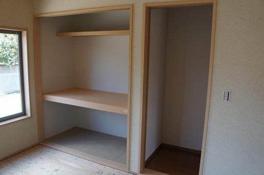 Same specifications photos (Other introspection). Storage space construction cases (same specifications of the construction company)