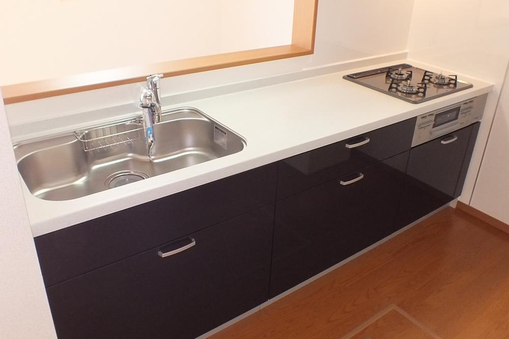 Kitchen. «Same specifications»