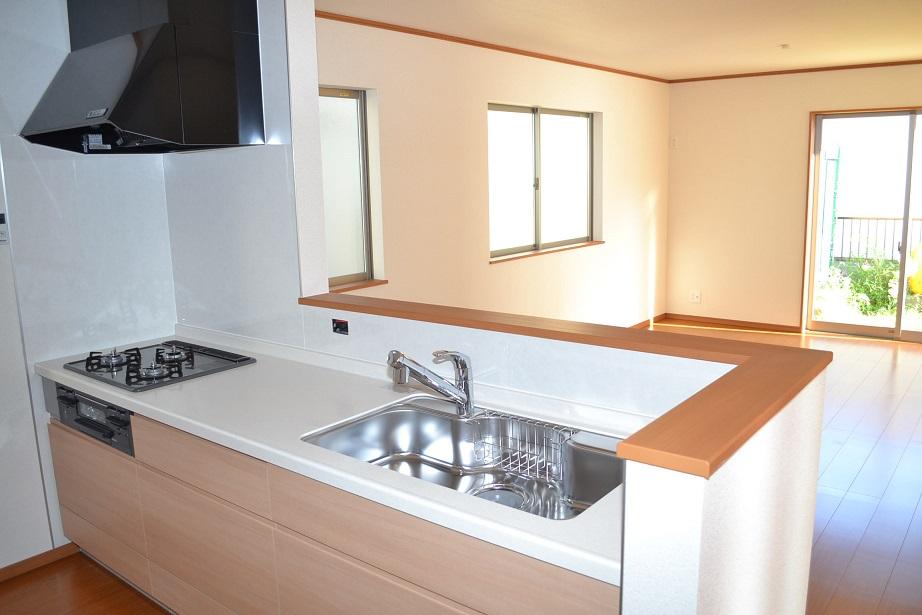 Same specifications photo (kitchen). Same specifications Building 2