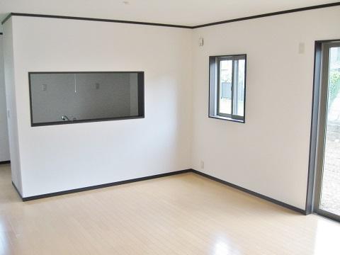 Same specifications photos (living)