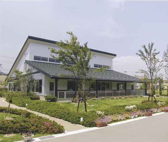 kindergarten ・ Nursery. Child care support center (in the town)
