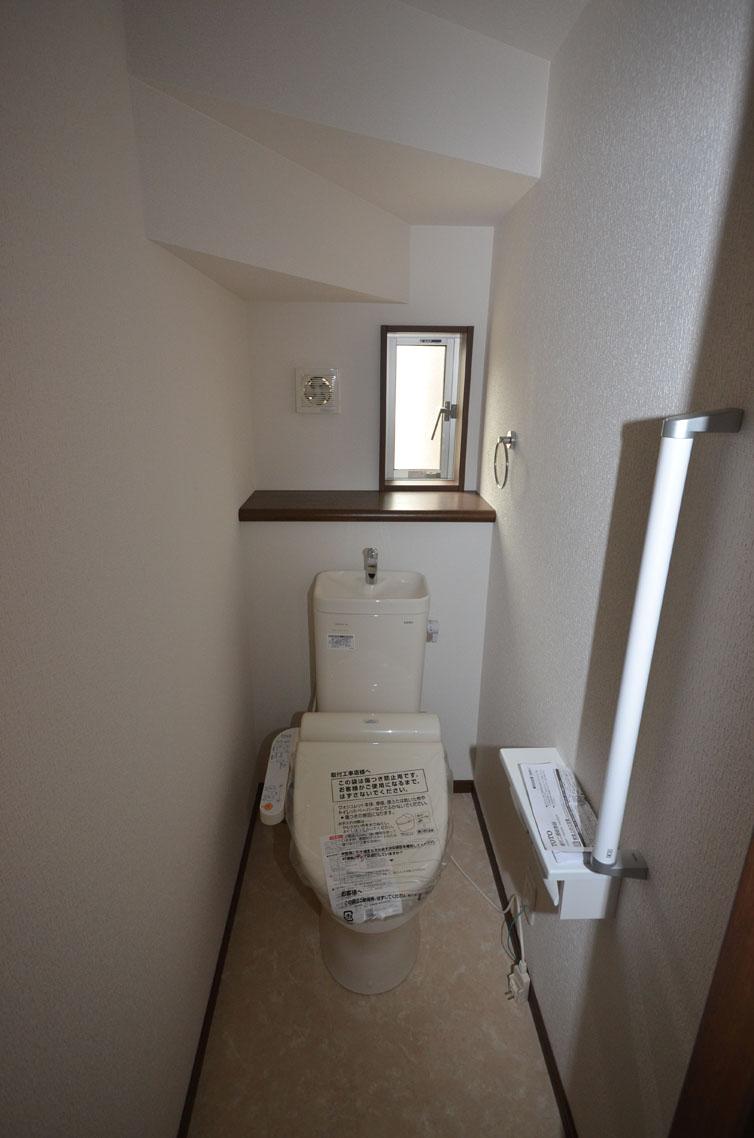 Toilet. Example of construction