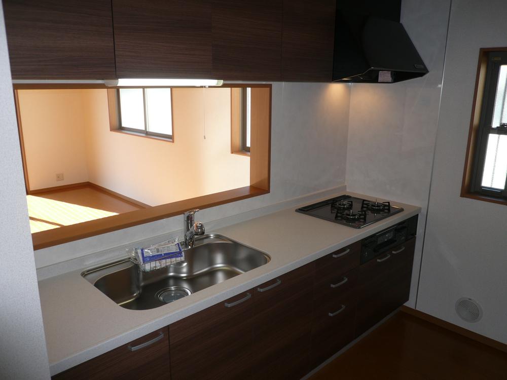 Kitchen. ● same specifications ●