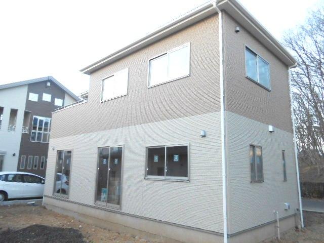 Local appearance photo. (2) Building: local (December 13, 2013) Shooting