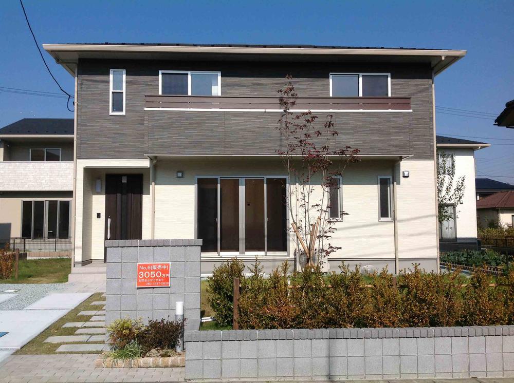 Local appearance photo. Moisture rich town, surrounded by nature, Completed in Natori love of Mori!