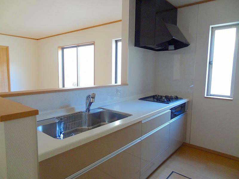 Same specifications photo (kitchen). Same specifications