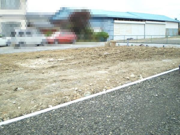 Local appearance photo. Local (11 May 2013) Shooting