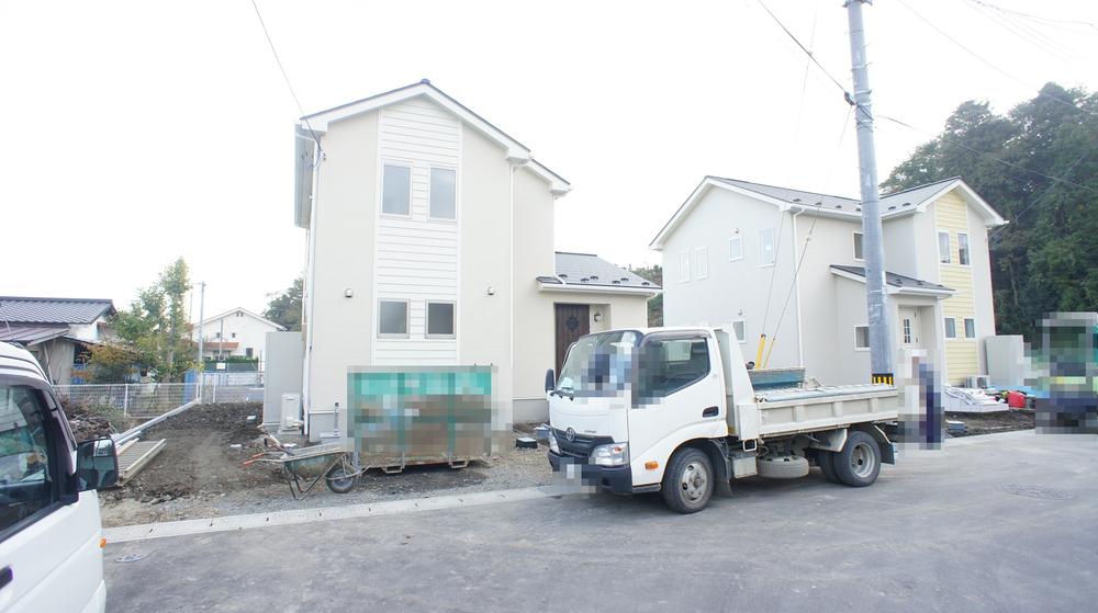 Local photos, including front road