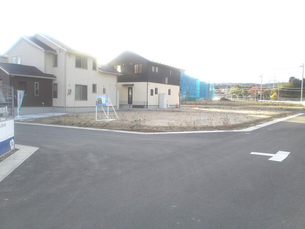 Local photos, including front road. Began situated is one after another house on the periphery Local (11 May 2013) Shooting